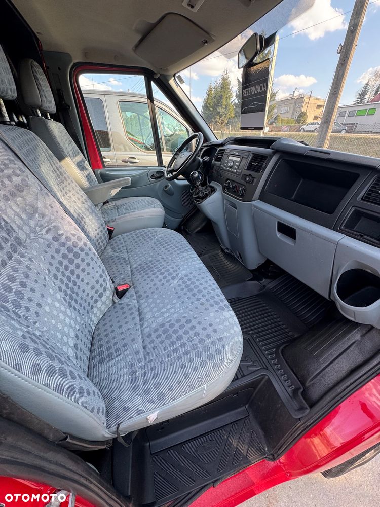 Ford transit - 32