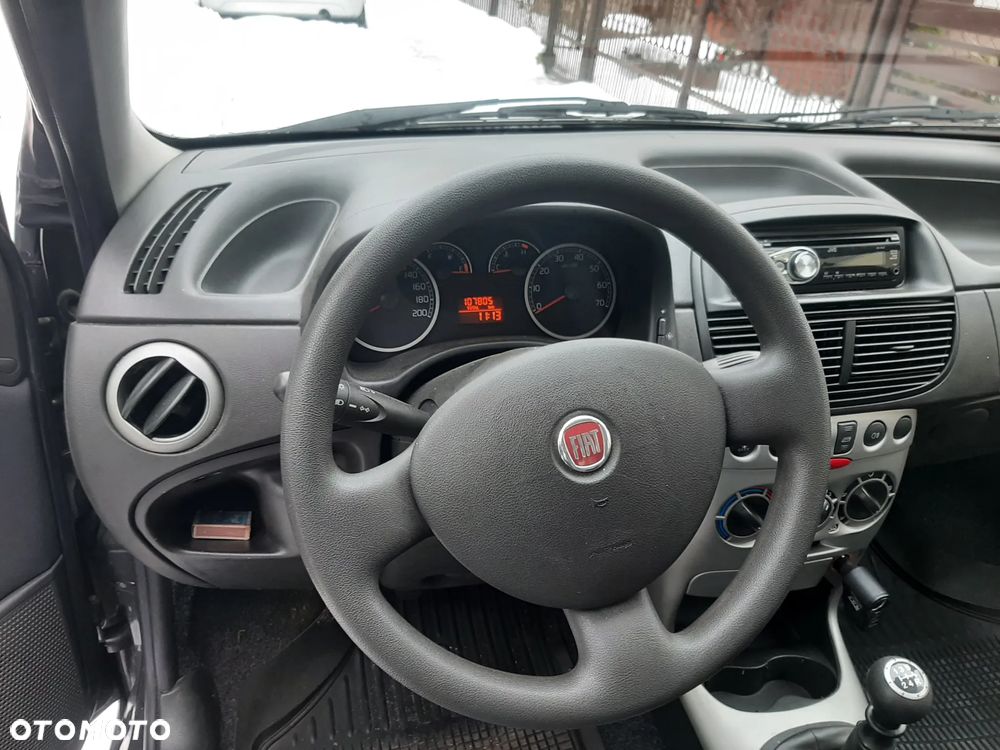 Fiat Punto - 3