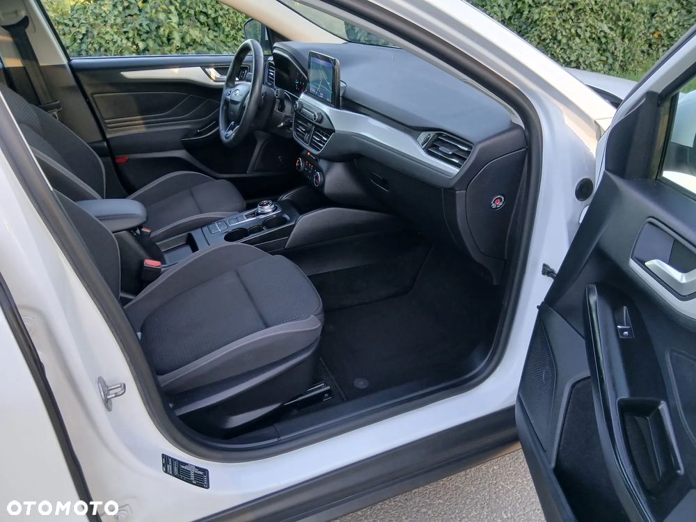 Ford Focus 1.5 EcoBlue STart-Stopp-System TREND - 8