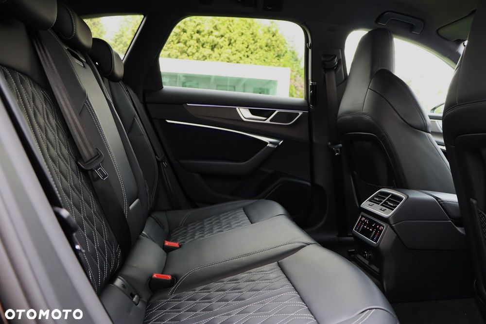 Audi S6 Avant - 25