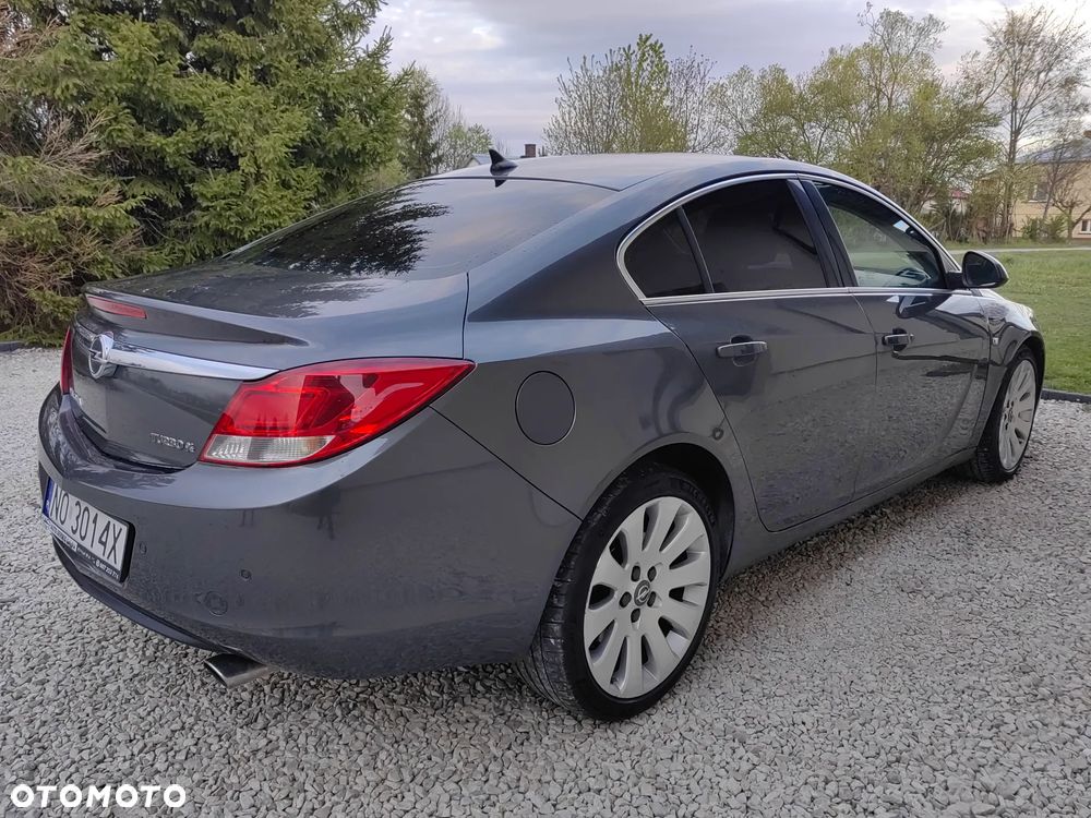 Opel Insignia 2.0 T Cosmo 4x4 - 9