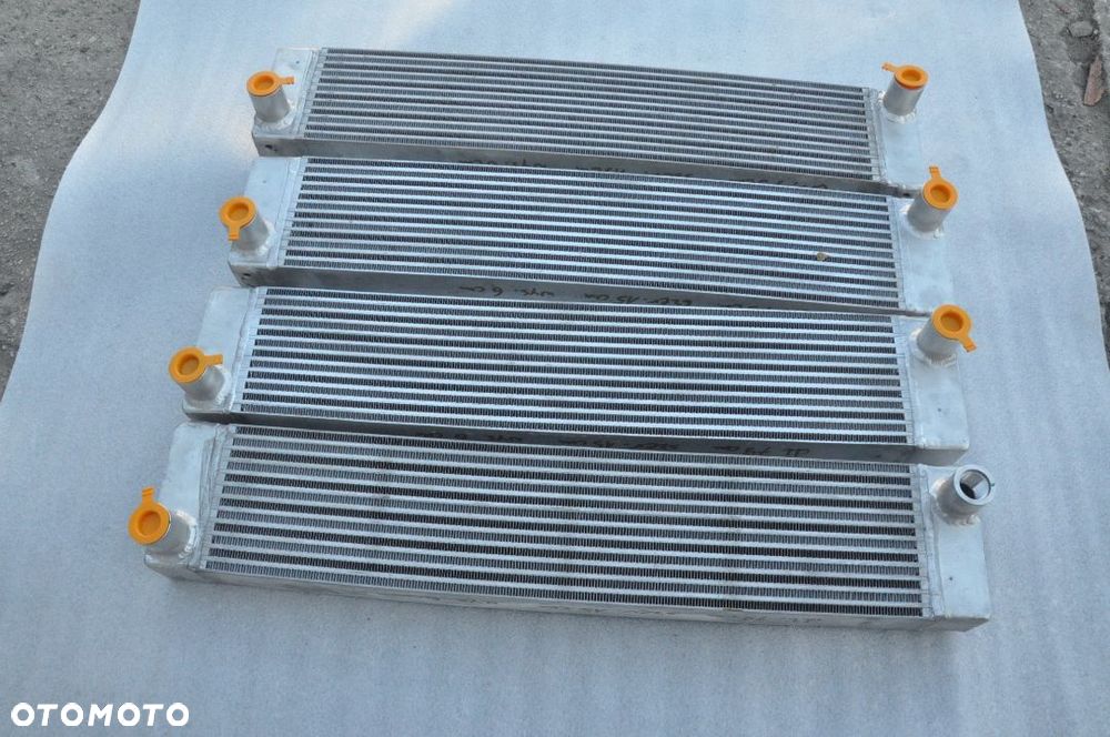 CHŁODNICA OLEJU MANITOU NOWA !!! - 2