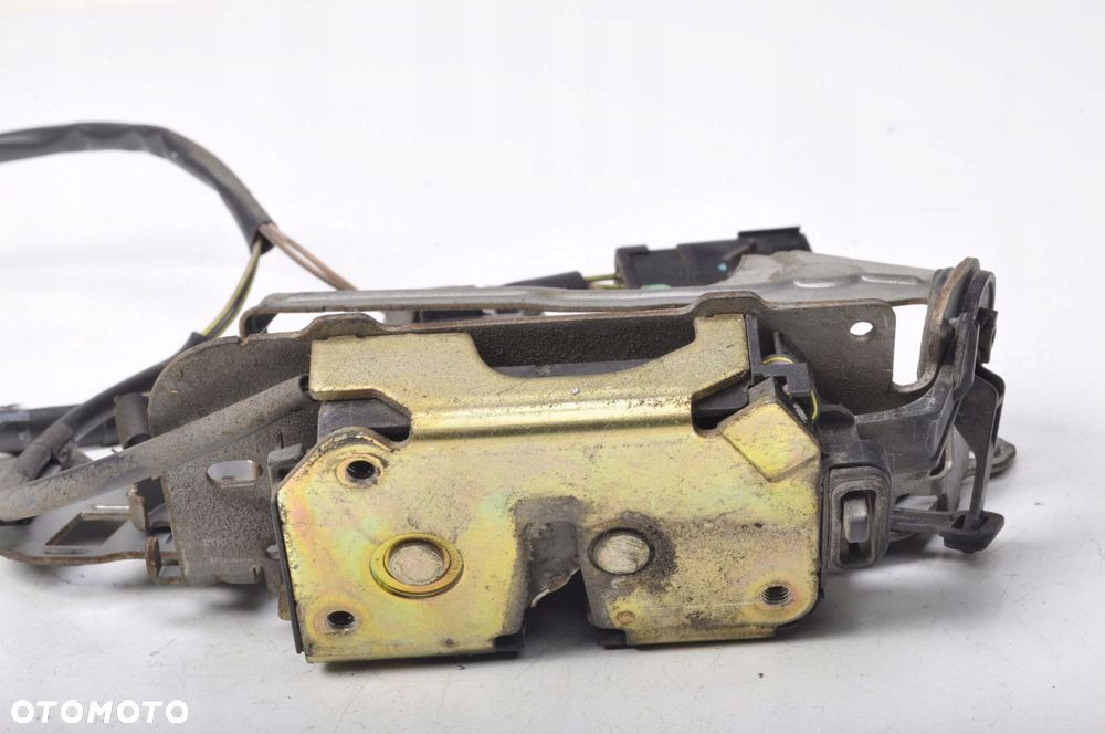 CHRYSLER VOYAGER IV ZAMEK DRZWI PRAWY TYŁ TYLNY - 2