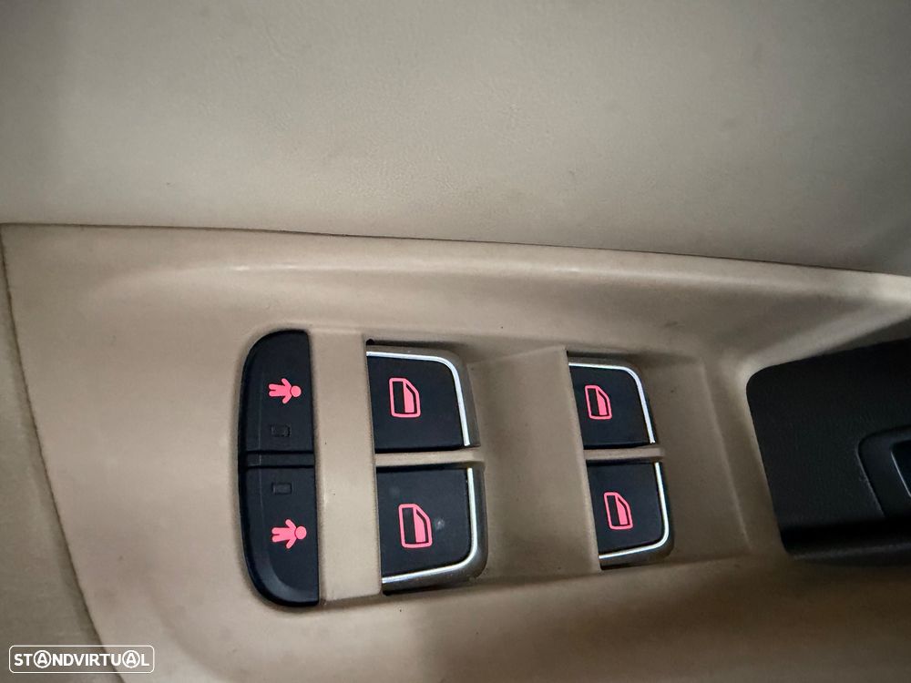 Audi A6 3.0 TDi V6 Exclusive Multitronic - 26