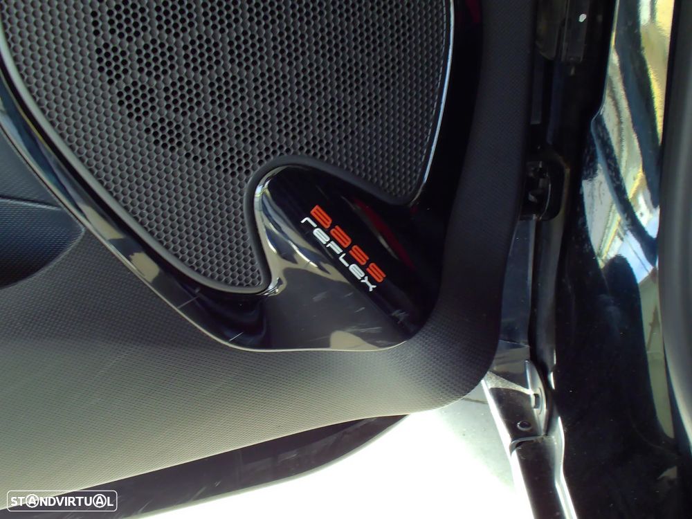 Renault Clio - 16