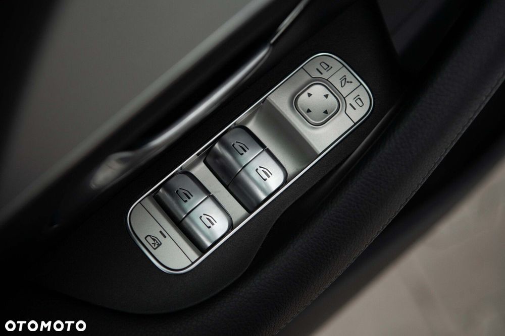 Mercedes-Benz GLE 300 d mHEV 4-Matic AMG Line - 18