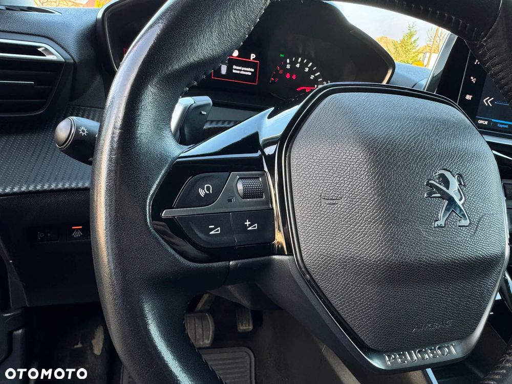 Peugeot 2008 PureTech 130 EAT8 Allure - 15
