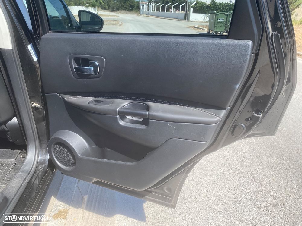 Nissan Qashqai +2 1.6 dCi Tekna Sport - 11
