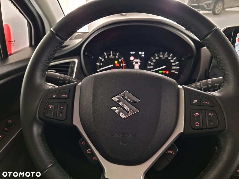 Suzuki S-Cross 1.4 SHVS Elegance - 38