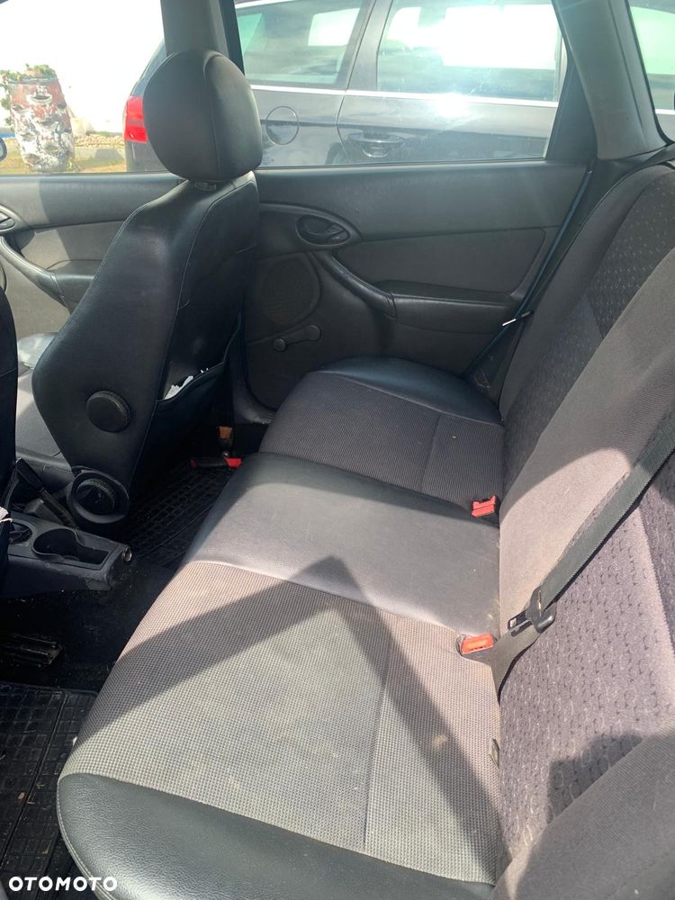 Ford Focus 1.8 TDDi Comfort - 7