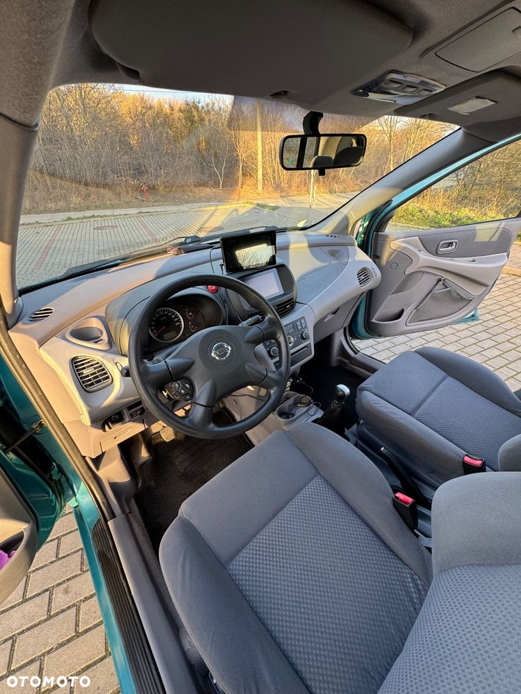 Nissan Almera Tino 1.8 Acenta - 10