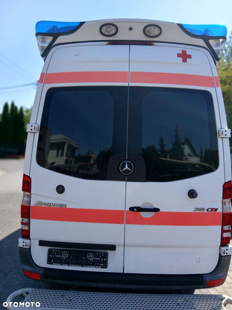 Mercedes-Benz Sprinter Karetka - 6