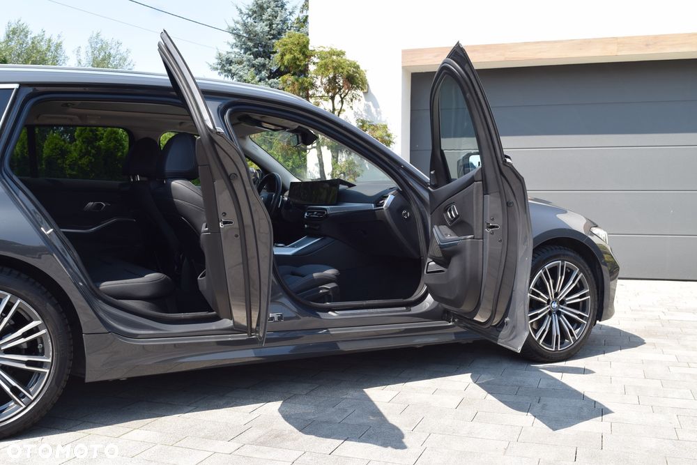 BMW Seria 3 320d xDrive Luxury Line sport - 10