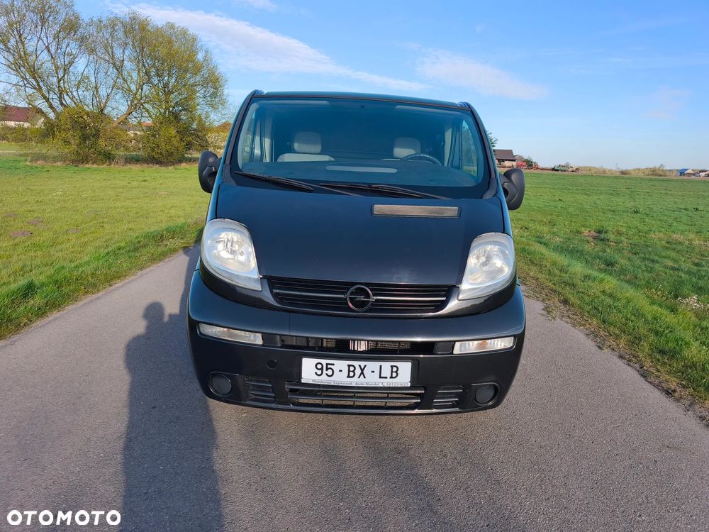 Opel Vivaro - 2