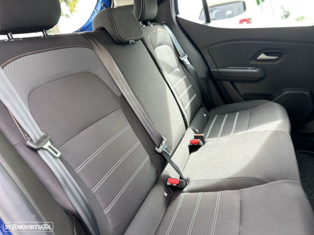 Dacia Sandero - 8