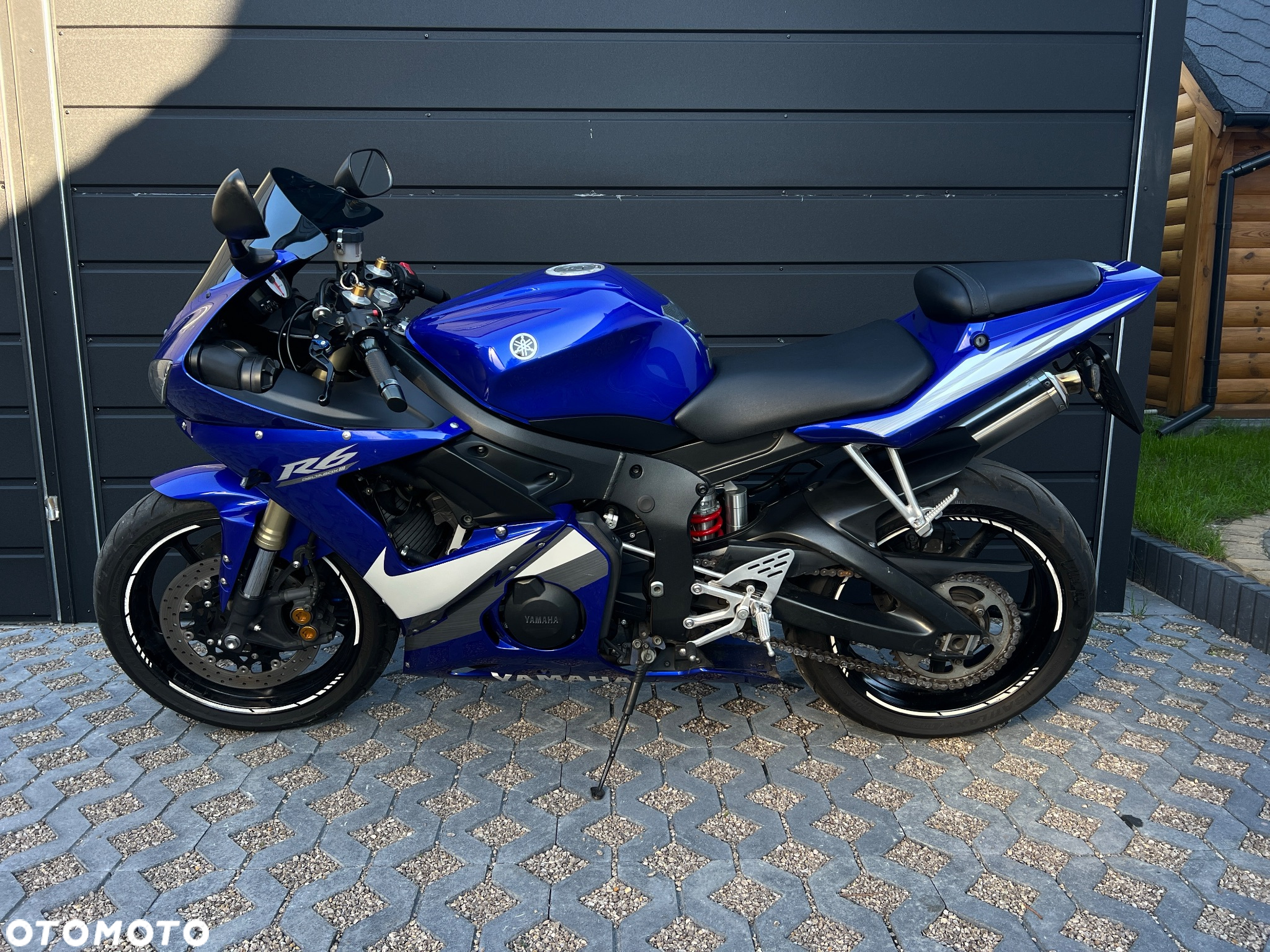 Yamaha R6 - 2