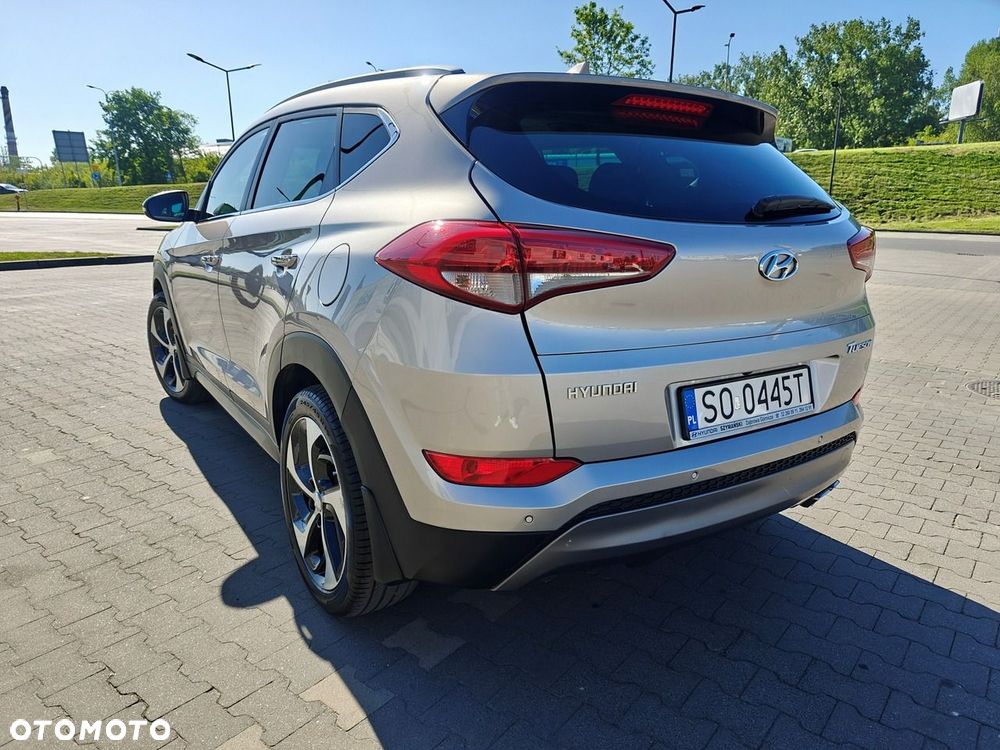 Hyundai Tucson - 4
