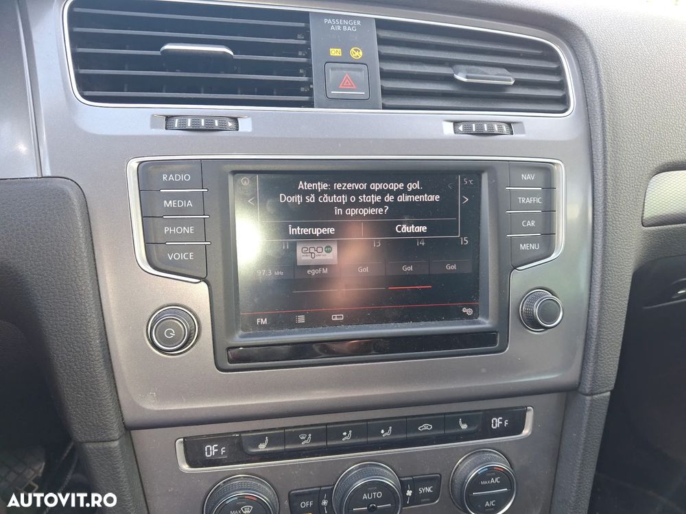 Volkswagen Golf 2.0 TDI 4Motion BlueMotion Technology Lounge - 6