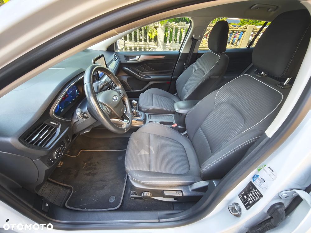 Ford Focus 1.5 EcoBlue STart-Stopp-System TITANIUM - 33