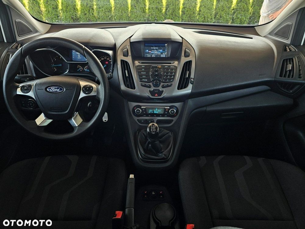 Ford Tourneo Connect Grand - 24