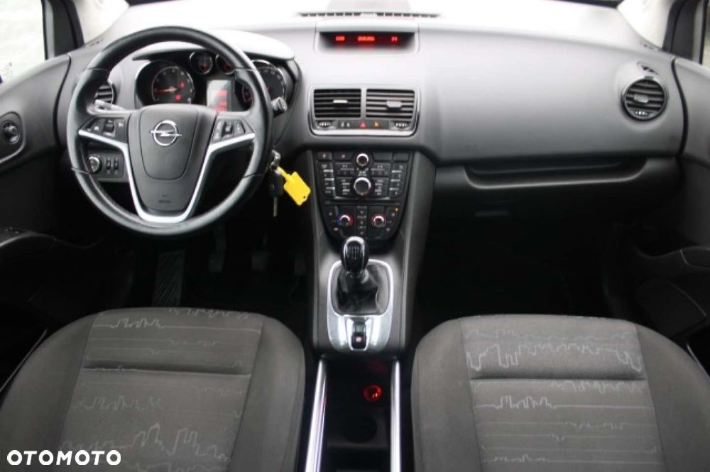 Opel Meriva - 23