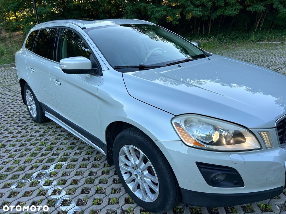 Volvo XC 60 D5 AWD Summum - 9