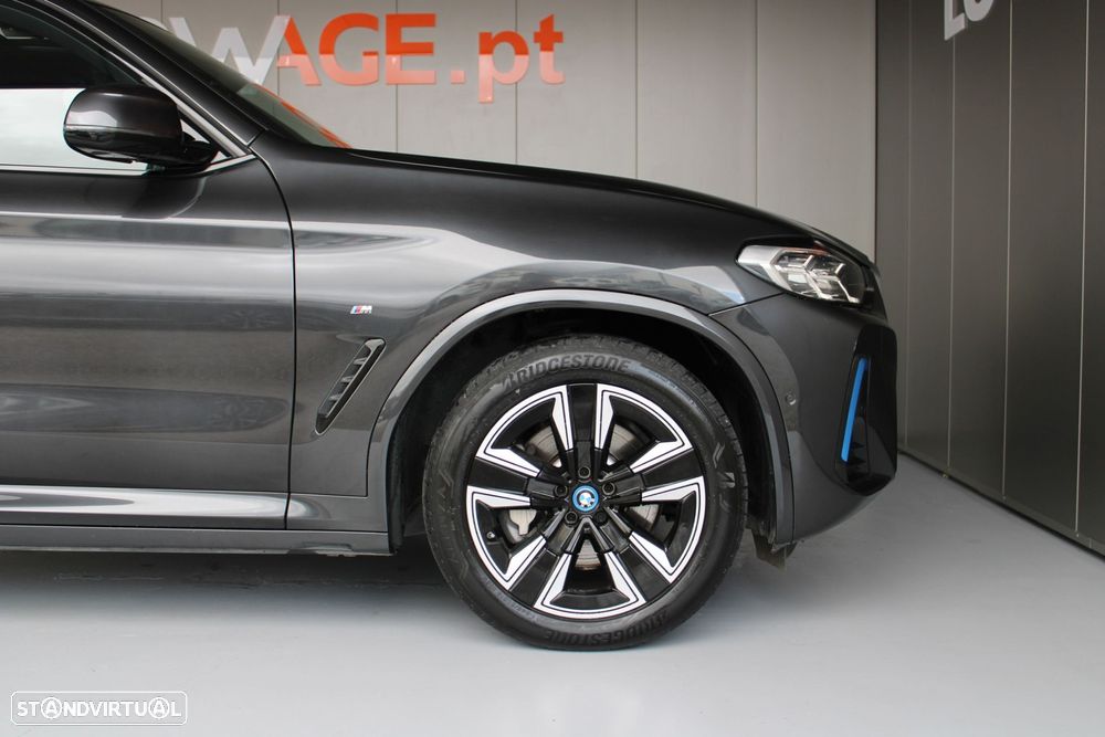 BMW iX3 M Sport Inspiring - 22