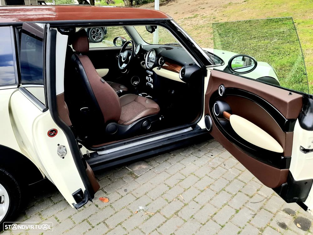 MINI Clubman Cooper D - 22