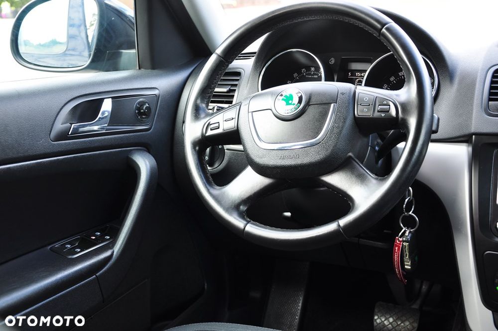 Skoda Yeti 2.0 TDI DSG 4x4 FAMILY - 34