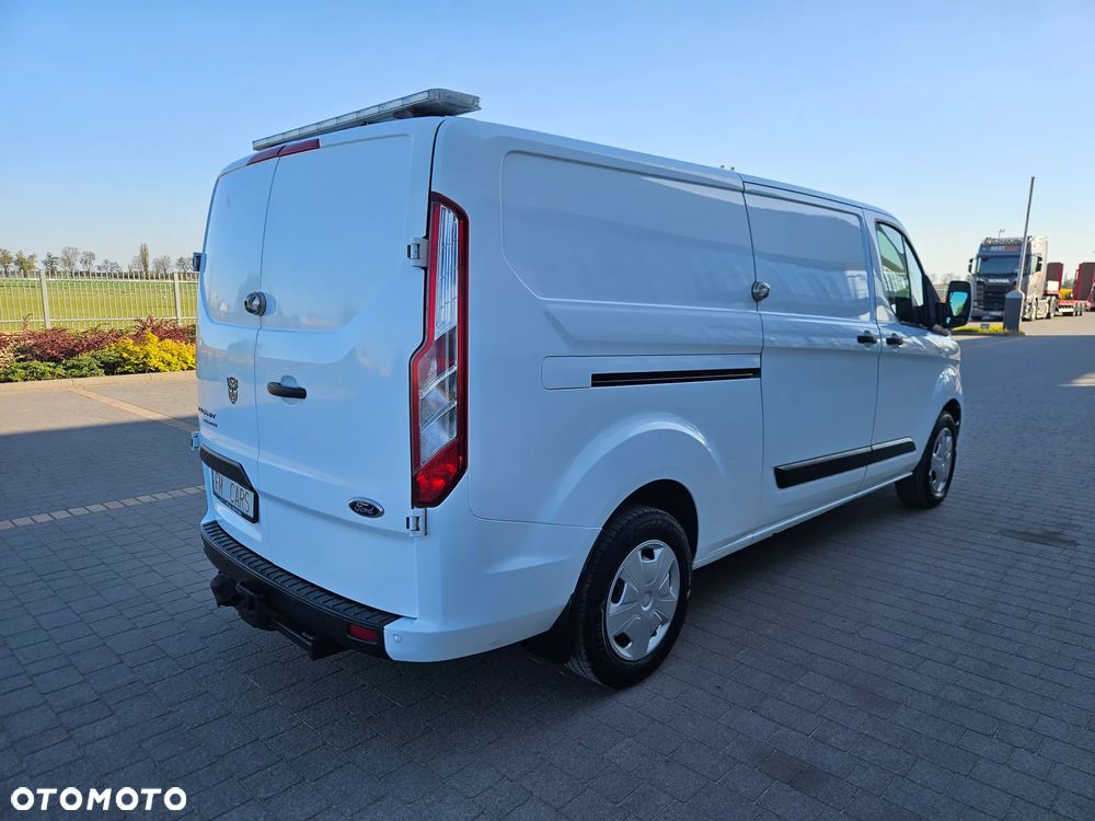 Ford Transit Custom - 11
