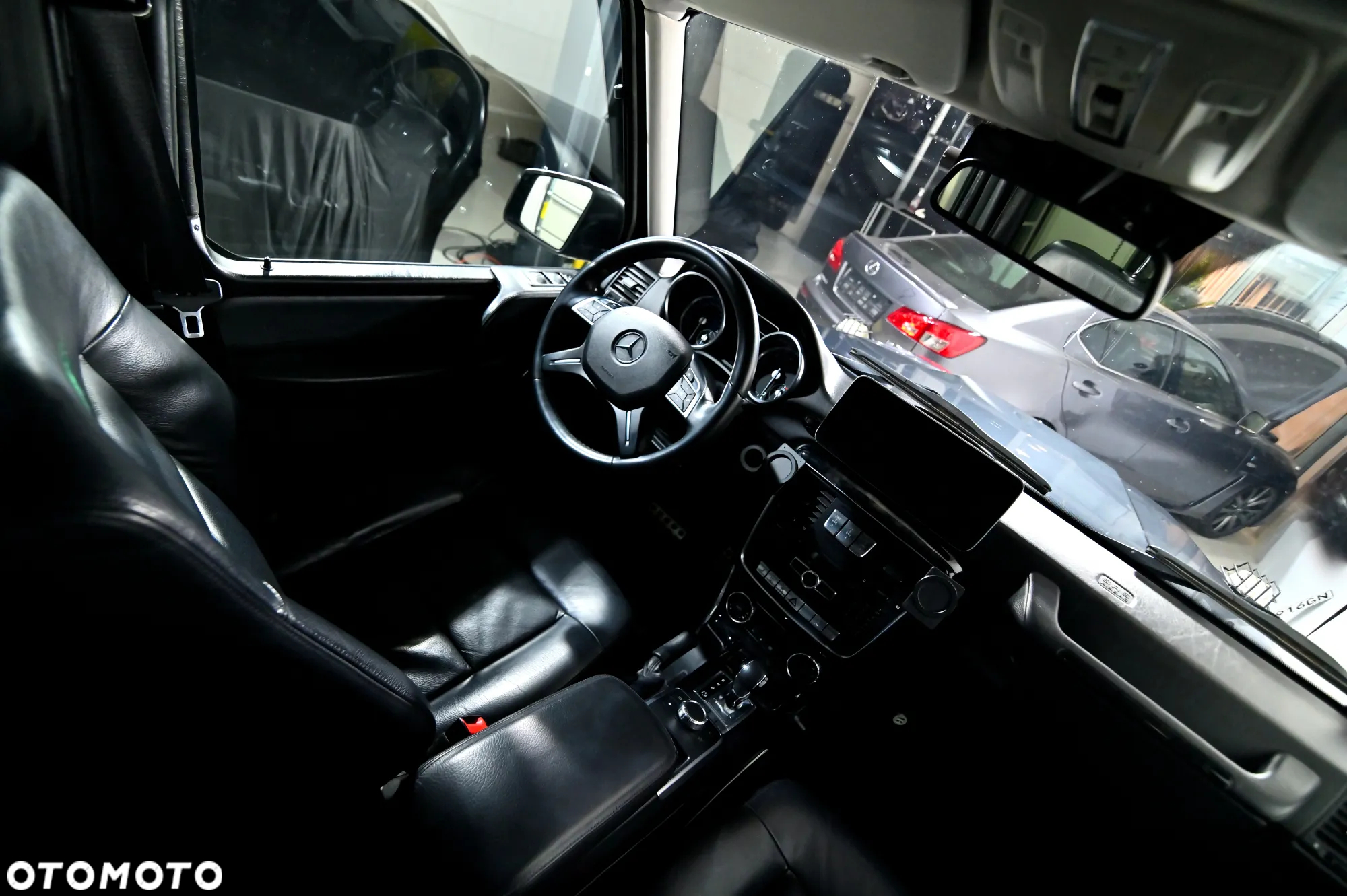 Mercedes-Benz Klasa G 350 BlueTec L - 17