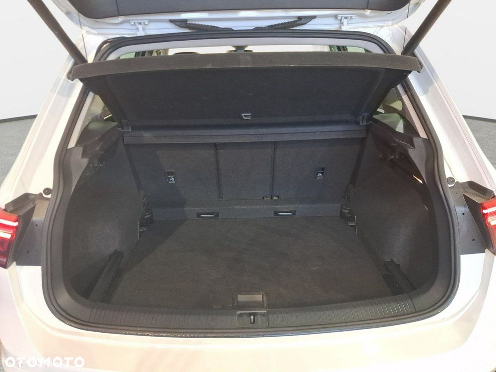 Volkswagen Tiguan - 13