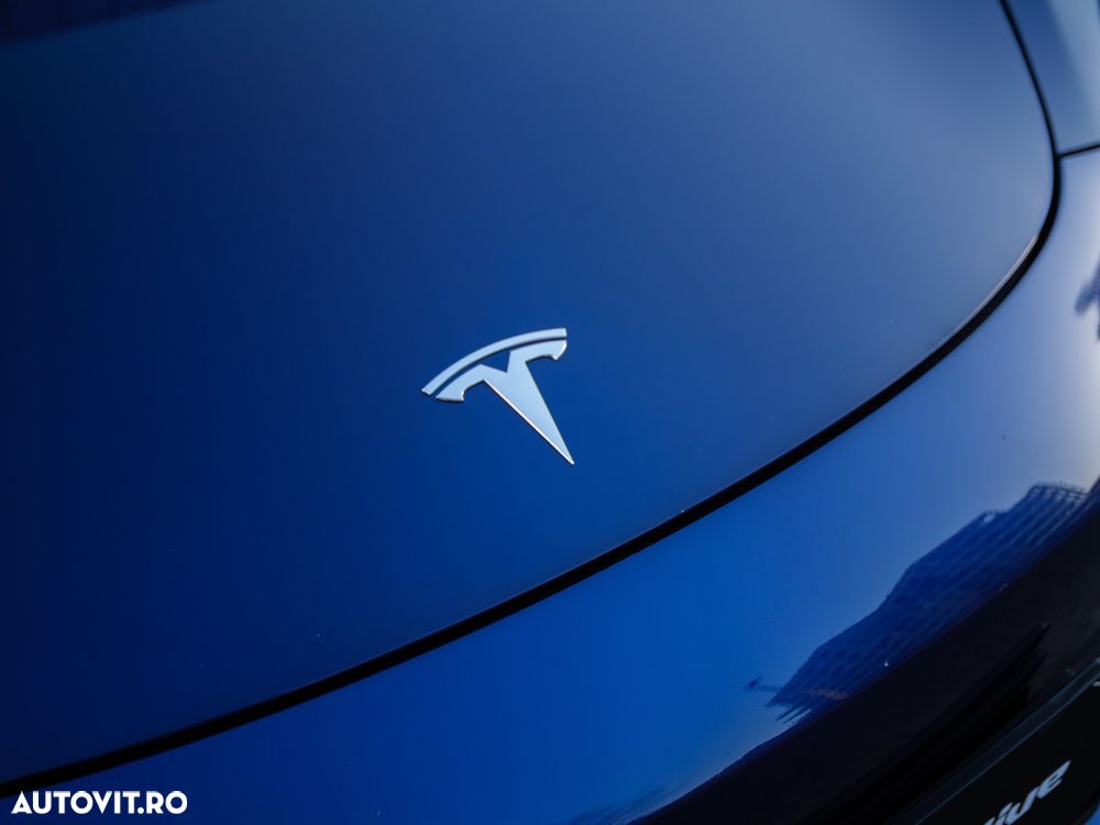 Tesla Model 3 Langstreckenbatterie Allradantrieb Dual Motor - 28