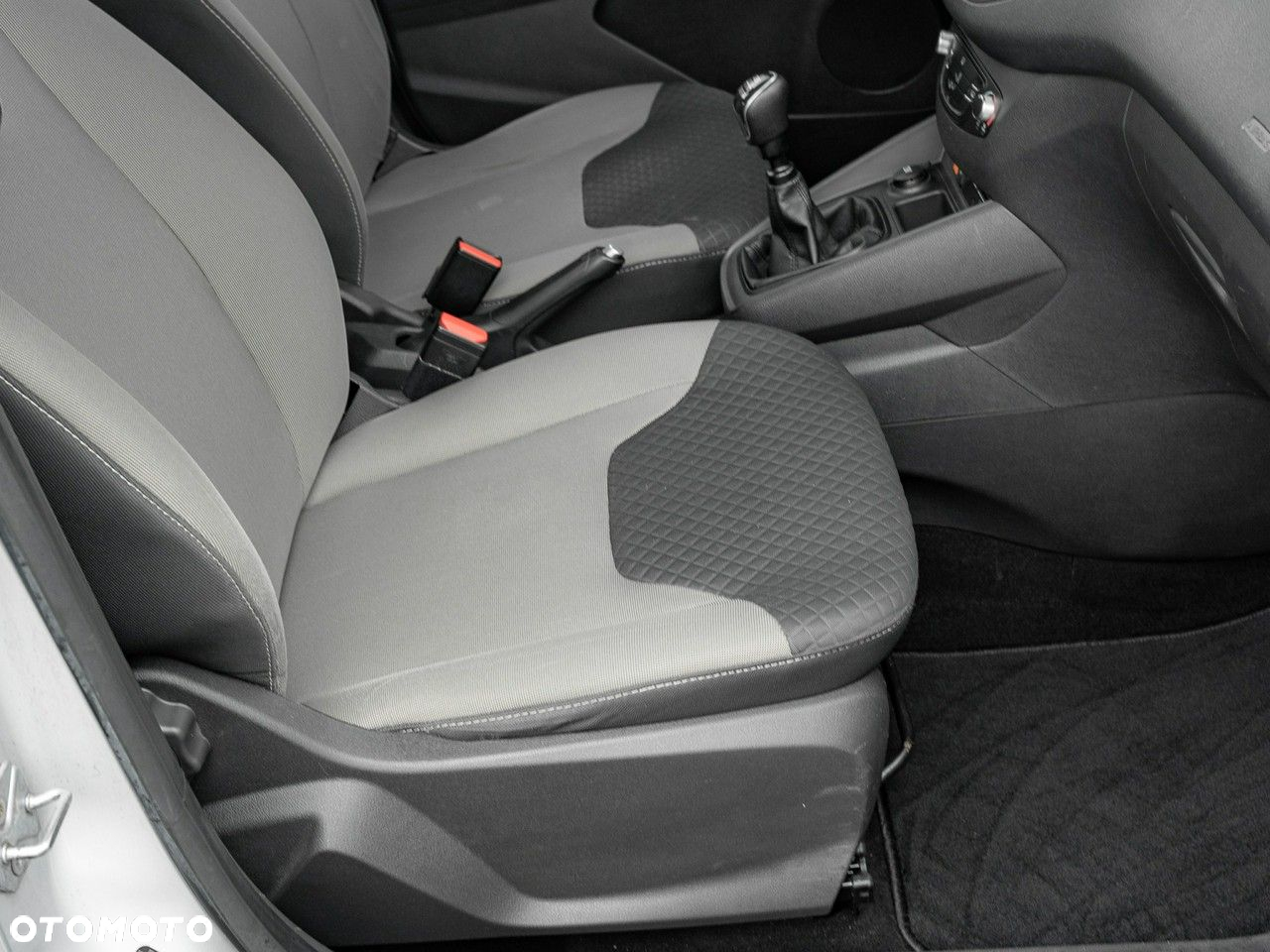 Ford Transit Courier 1.0 EcoBoost Trend - 25