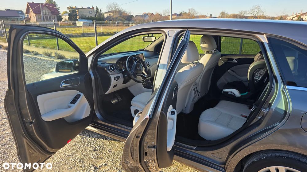 Mercedes-Benz Klasa B - 9