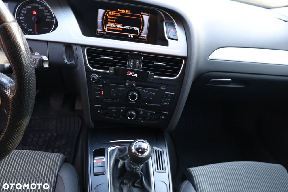 Audi A4 Avant 2.0 TDI DPF - 24