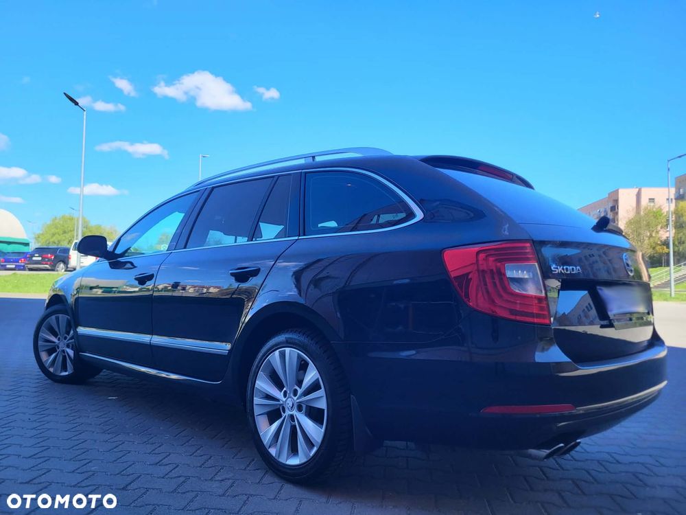 Skoda Superb 2.0 TDI Green tec Elegance - 6