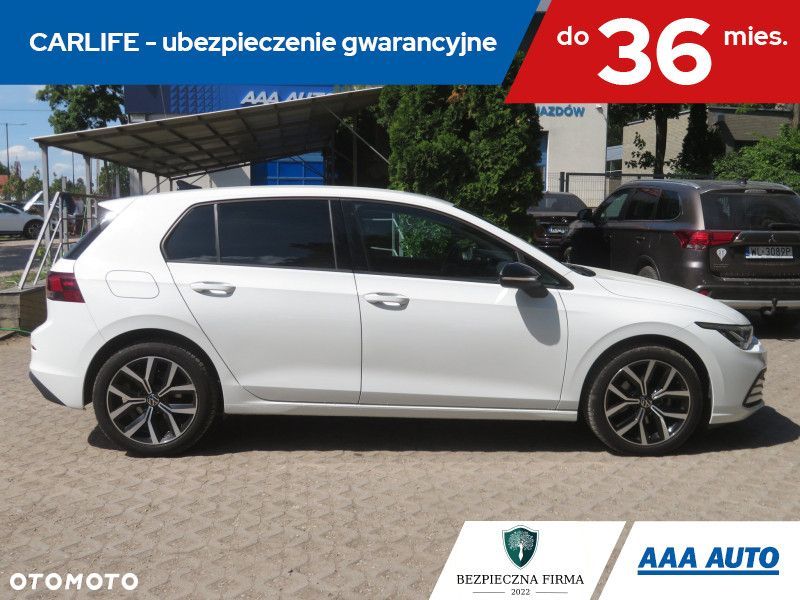 Volkswagen Golf - 8