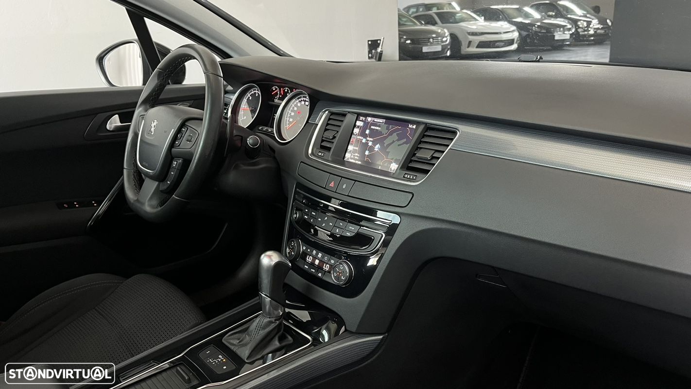 Peugeot 508 SW BlueHDi 120 EAT6 Stop&Start Allure - 16