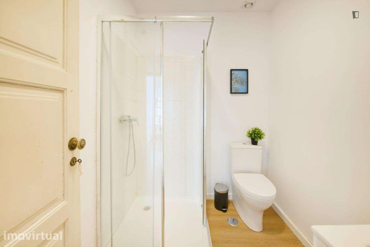 Quarto - localizado em Alvalade Lisbon - Grande imagem: 3/16