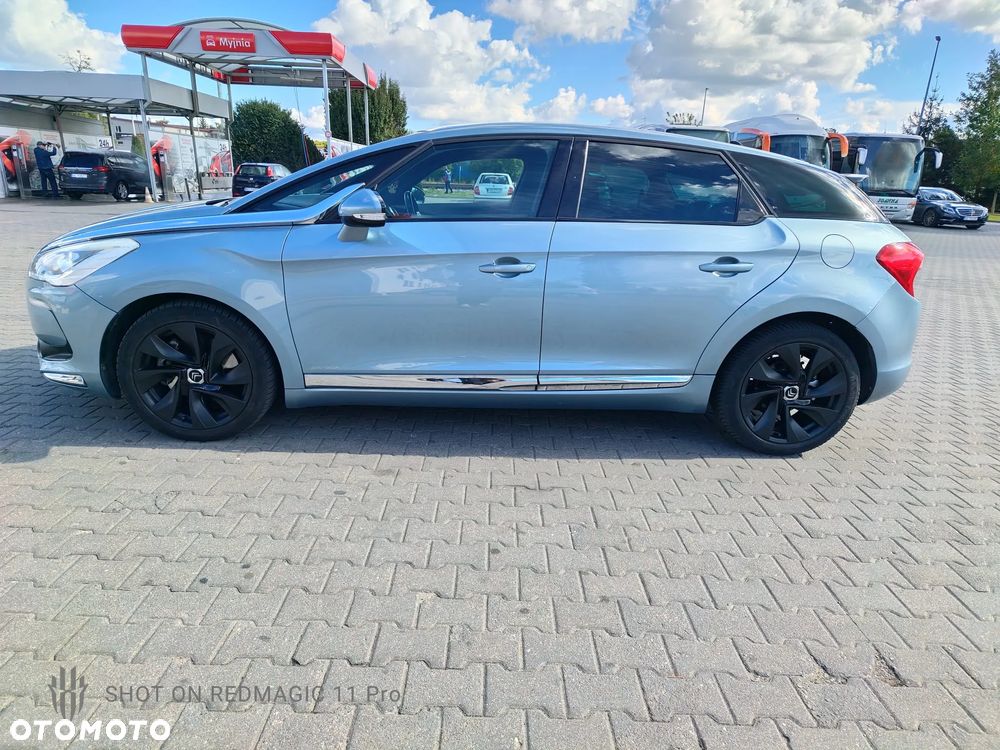 Citroën DS5 2.0 HDi SportChic - 2