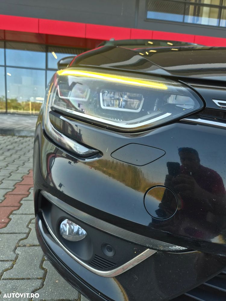 Renault Megane ENERGY dCi 130 BOSE EDITION - 8