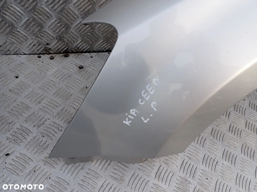 BŁOTNIK LEWY PRZÓD KIA CEED - 2