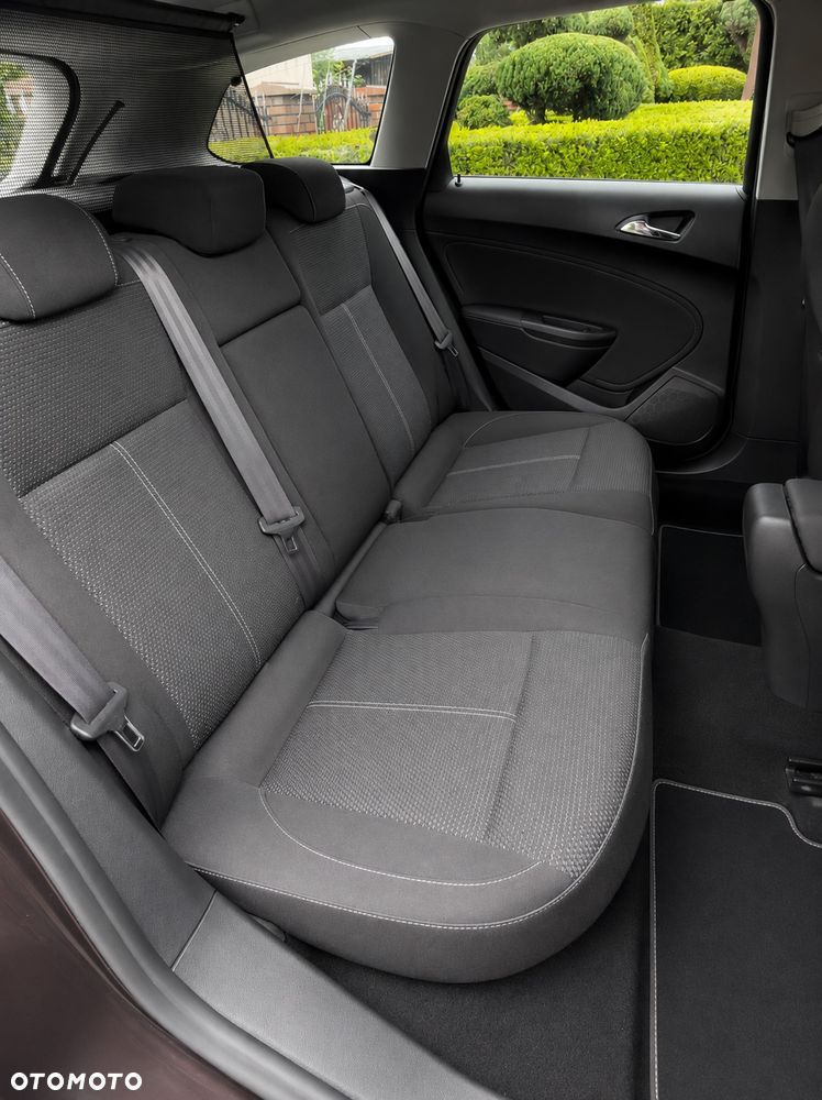 Opel Astra 1.7 CDTI Cosmo - 20