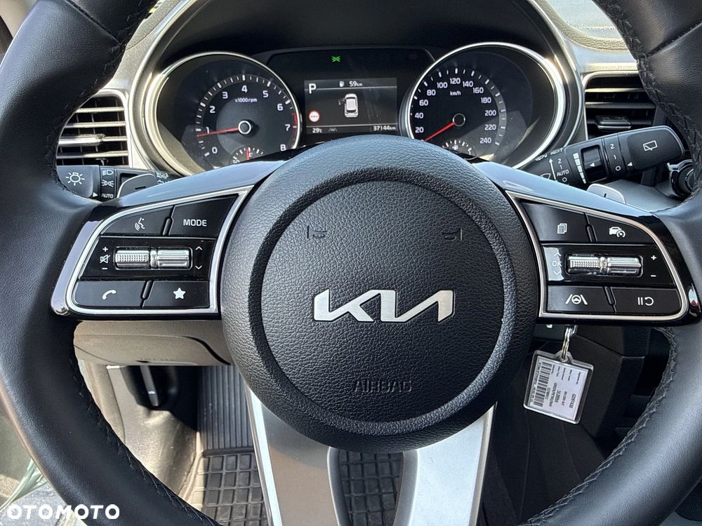 Kia Ceed 1.5 T-GDI M DCT - 21