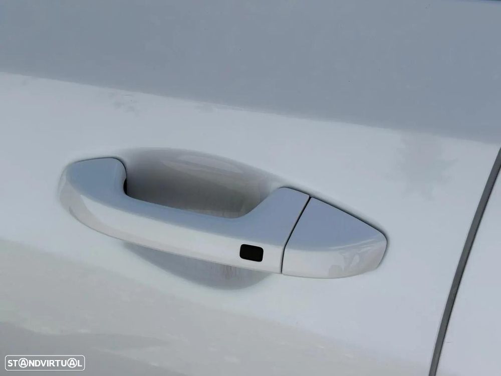 Kia Ceed SW 1.4 T-GDI Drive+SRF 7DCT - 17