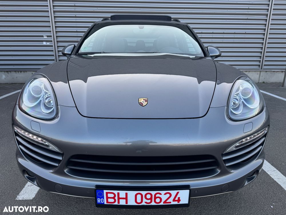 Porsche Cayenne Tiptronic S - 33