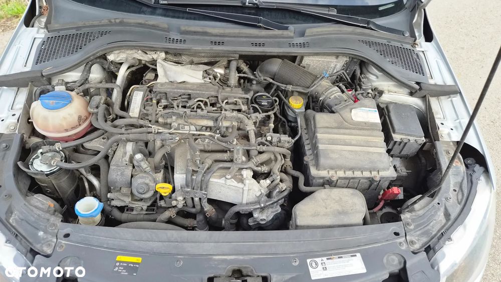 Skoda RAPID 1.6 TDI DPF Style - 13