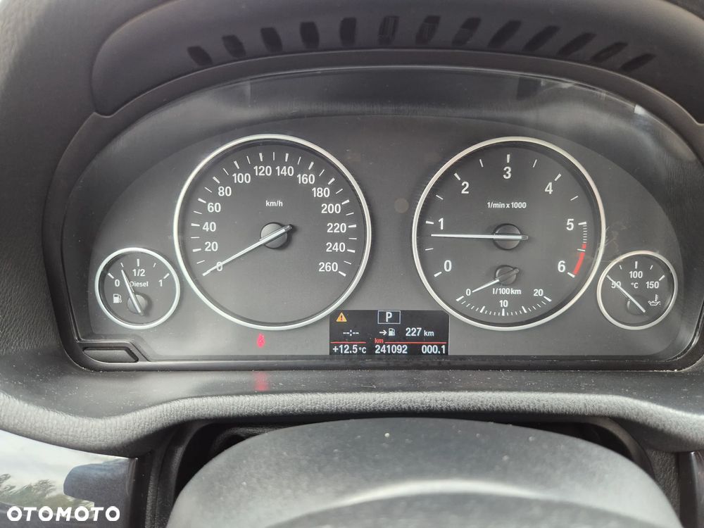 BMW X3 xDrive20d - 9