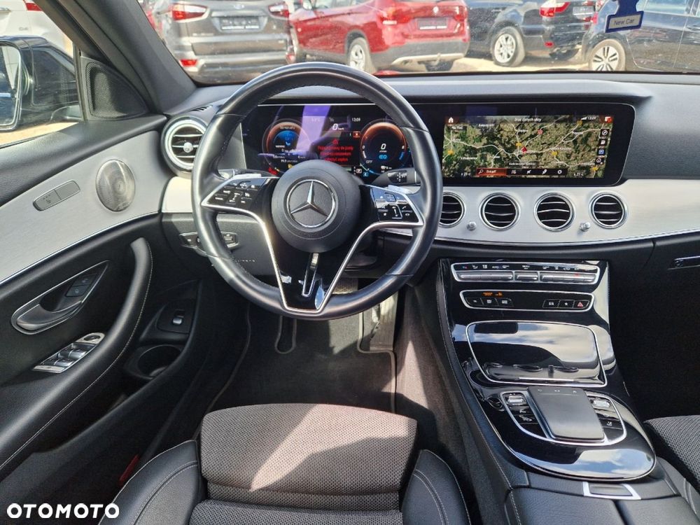 Mercedes-Benz Klasa E 300 de 9G-TRONIC Avantgarde - 18